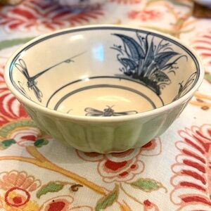 Rare Bat Trang Vietnamese Ceramic Bowl – Hand-Painted Dragonflies & Lotus Leaves